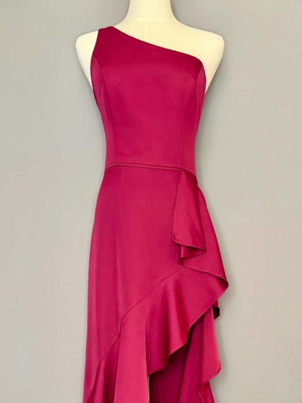 IEENA for Mac Duggal Fuchsia One Shoulder Ruffle Gown Size 6 Formal Dress